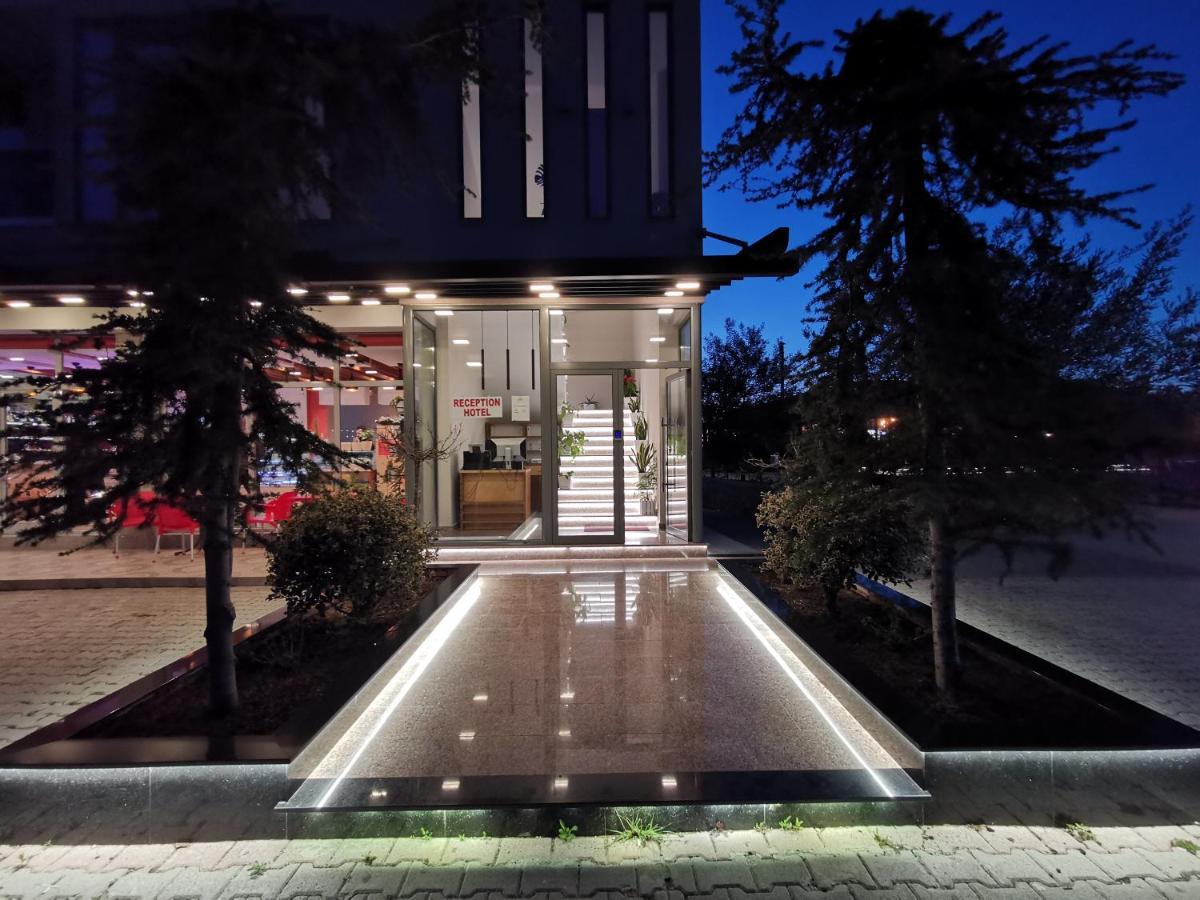 Kuraten Te Aldo Hotel מראה חיצוני תמונה