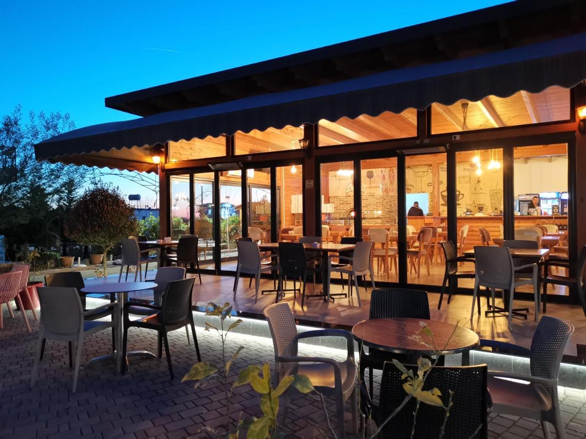 Kuraten Te Aldo Hotel מראה חיצוני תמונה