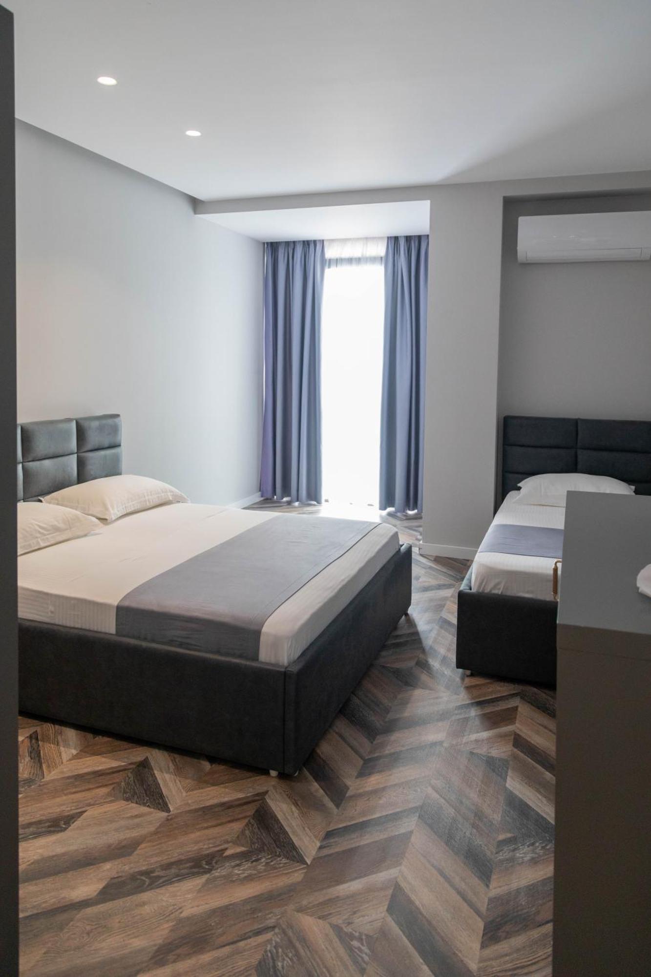 Kuraten Te Aldo Hotel מראה חיצוני תמונה
